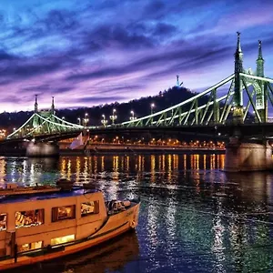 Hotel en barco Ms Diana - Cruises, Viena