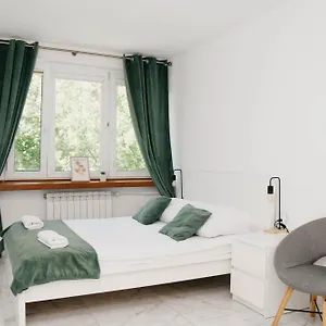 https://apt-saska-kepa-luxe.warsawhotelspoland.com